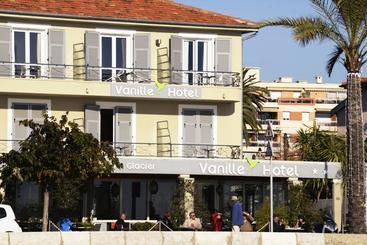هتل Hôtel Du Bord De Mer Le Vanillé