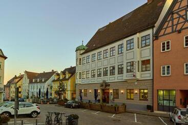 Lodner Hotel Drei Mohren