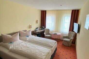 هتل Restaurant Ennen