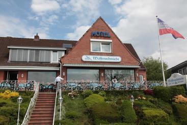 هتل Waffenschmiede