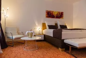 Hotel House One