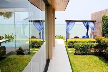 בית מלון כפרי Tides Boutique Samui Resort & Spa