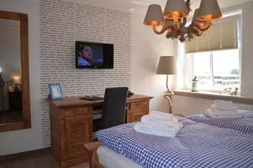 Bernstein Hotel Bootshaus