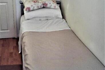 Mike & Carolyn Ball B&b