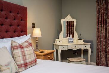 Bed and Breakfast The Percy Arms