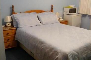 Hp Bed And Breakfast