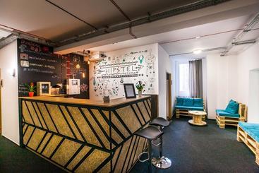 Общежитие Hipstel