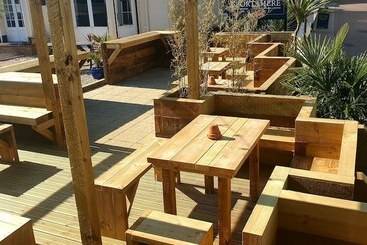 Hotel The Eyre Court