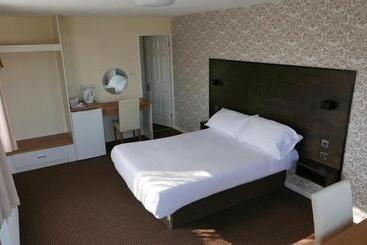 리조트 Warrens Village Motel And Self Catering