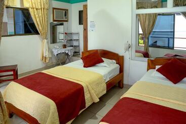 הוסטל Hostal Sir Francis Drake