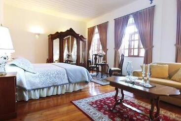 Casa Montalvo Bed & Breakfast