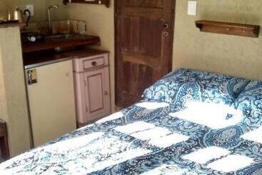 Casita De Piedra B&b