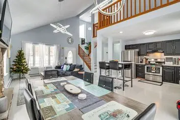 コテージ Long Pond Home W/ Private Hot Tub & Game Room