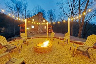 بيت ريفى Cozy Log Cabin In Canton: Close To Hikes!