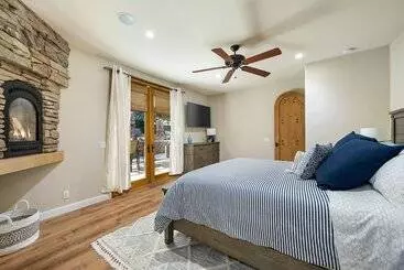 Mökkimajoitus Yucca Valley Vacation Rental: Private Pool + Spa!