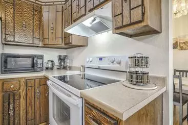 コテージ 4br Central Location & Near Parks!