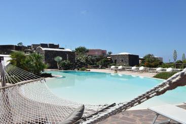 בית מלון כפרי Dammusi E Relax