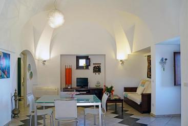 Hotel Dammusi E Relax