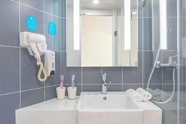 호텔 Hanting Chengdu Consulate District Renmin Nan Road