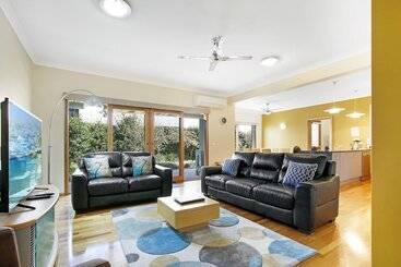 Apartments On Church  Unit 7