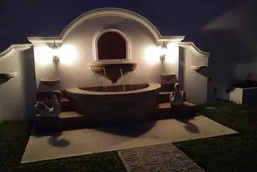 مسافرخانه Ixkanul Antigua