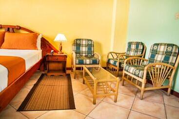 בית מלון כפרי El Auca