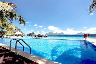 Matinloc Island Resort