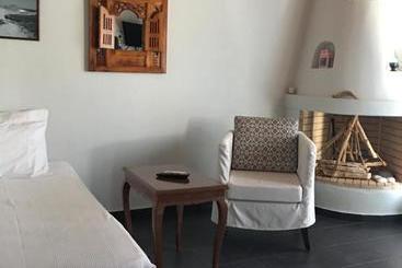 ツーリストアパートメント Aliktypo Studios