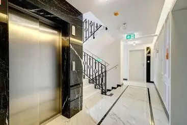 ツーリストアパートメント Dom & House    Apartments Old Town Ogarna