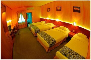 هتل Eastwood Valley Golf & Country Club