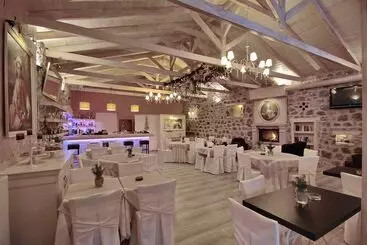 Appartements Menalia Villas & Suites