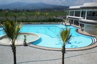 Sutanraja Hotel & Convention Centre