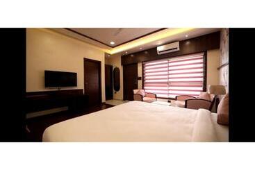 Samardha Jungle Resort