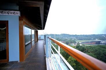 فندق Alekhya Suite Dona Paula Beach Panaji