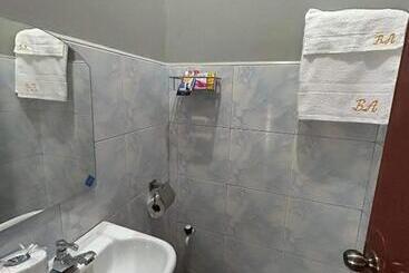 Pensión Benkz Apartment