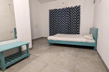 Majatalo The Banana Leaf