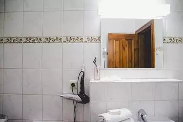 Majatalo Wohnung Ruth  Turmzimmer Anno1869 Herrenhaus Viecheln