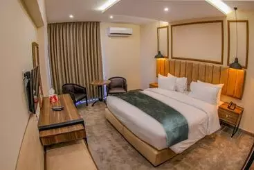 تختخواب و صبحانه Post