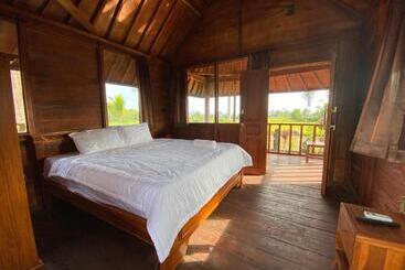 Bed and Breakfast Umadesa Villa Tegallalang   West