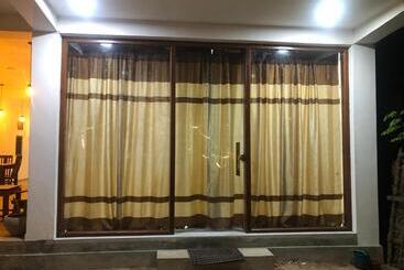 Pensione Oruwa Turtle Beach Villa