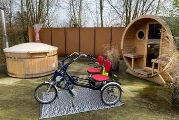 Bed & Breakfast+ De Kooimolen