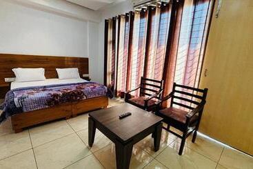 בית מלון כפרי Rk Grand