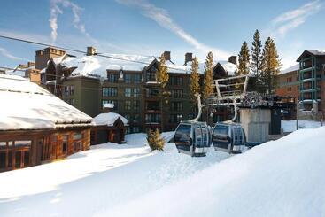 Hotelli Northstar Lodge Luxury