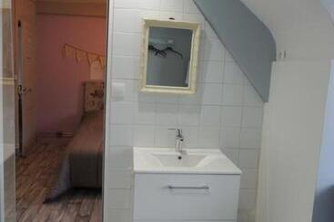 Aamiaismajoitus (B&B) Au Charme D Antan/ Notre Heure