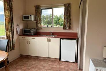 Carrickfergus Cottage Unit 2