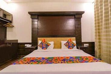 Hotel Welcome To Cloud 29 Near Gurgaon Sec 45