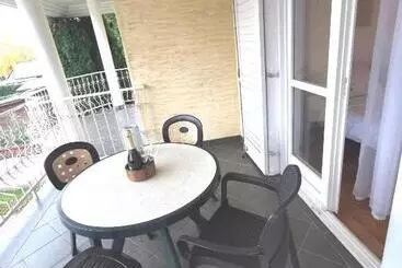 Pension Bella Villa Apartmanház