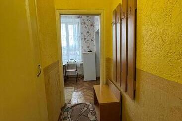 Otel 2 х комнатный номер с 4 кроватями