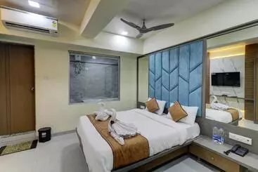 Hotel Shree Residency Lodging & Boarding