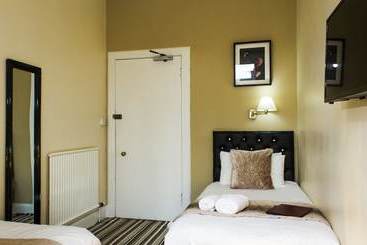 Bed and Breakfast Crown  Guesthouse